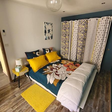 Agreable Maison De Ville A Villefranche Sur Saone Luaran gambar